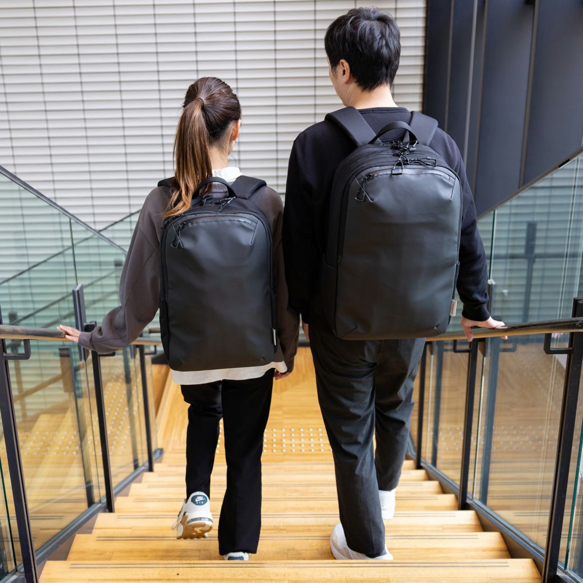 大人守り男性用レクサベリA No.60660：マルチパックM【ビジネスリュック】| BERMAS OFFICIAL WEB SHOP