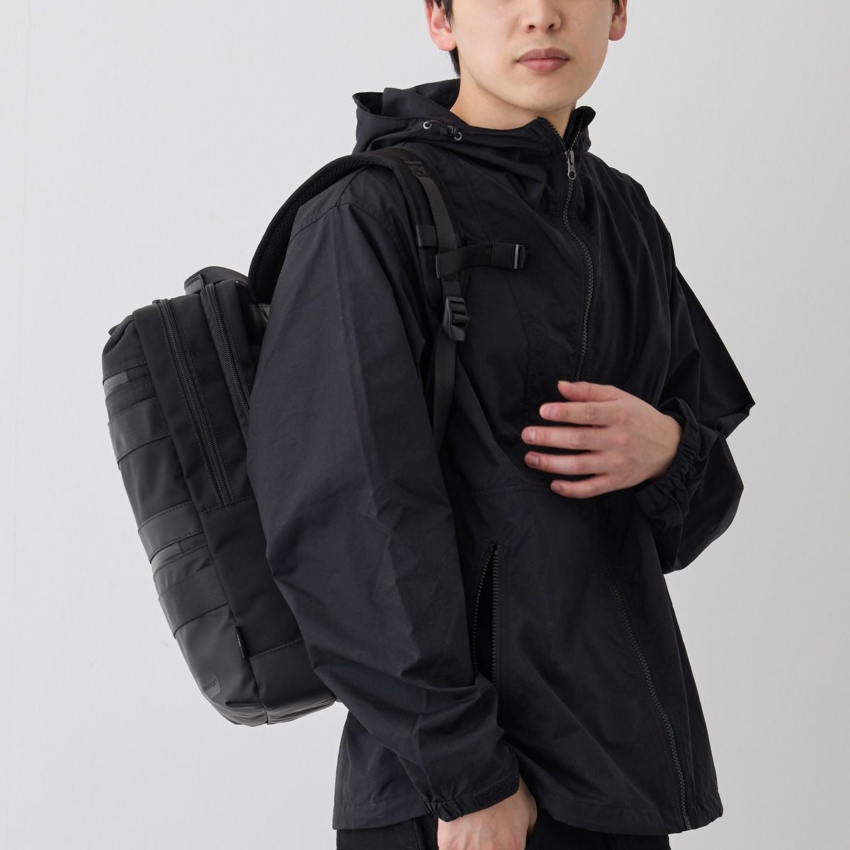 大学生の通学用リュックとしておすすめのカジュアルなナイロンリュック