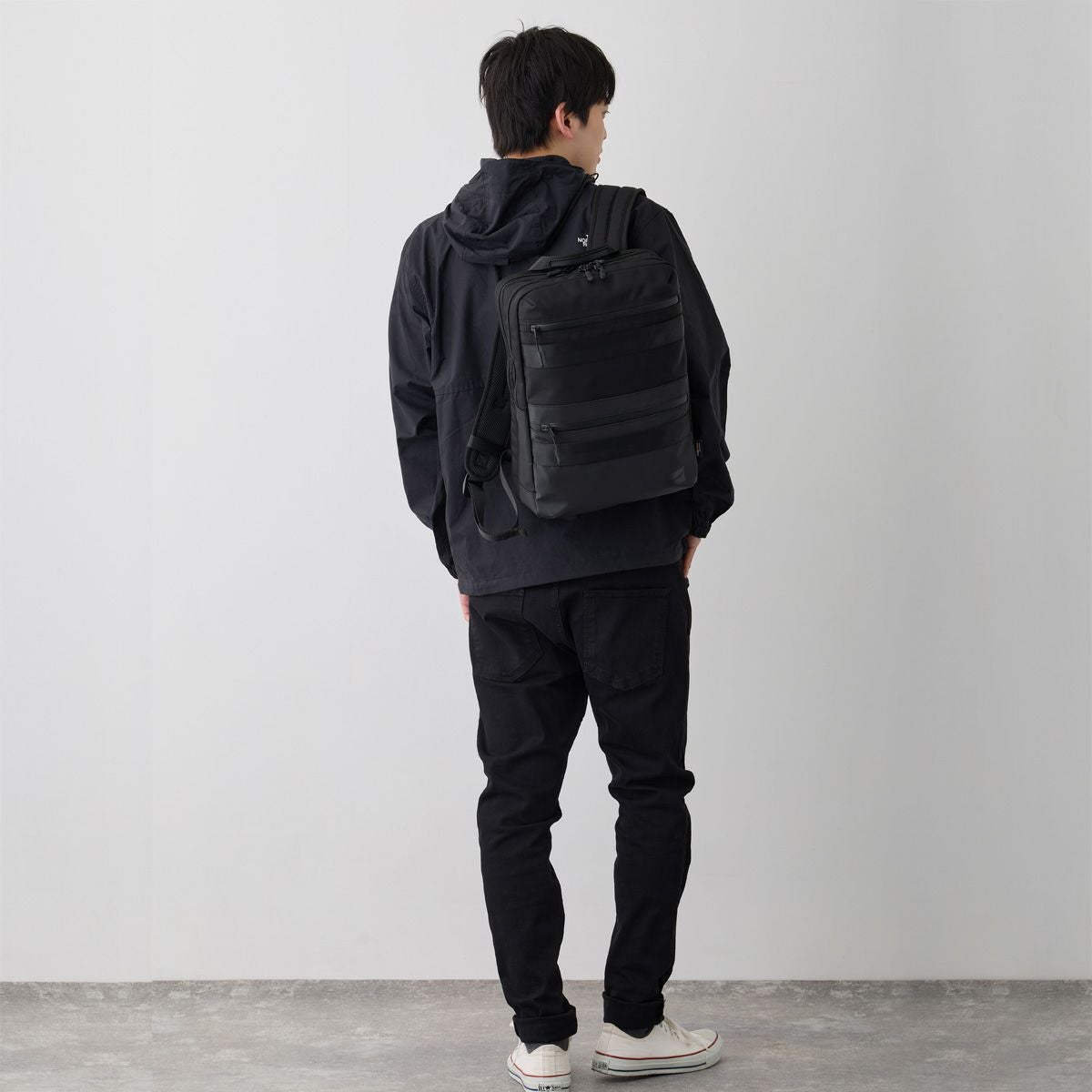 ノートパソコンなど効率的なレイアウトで大学生におすすめのリュック