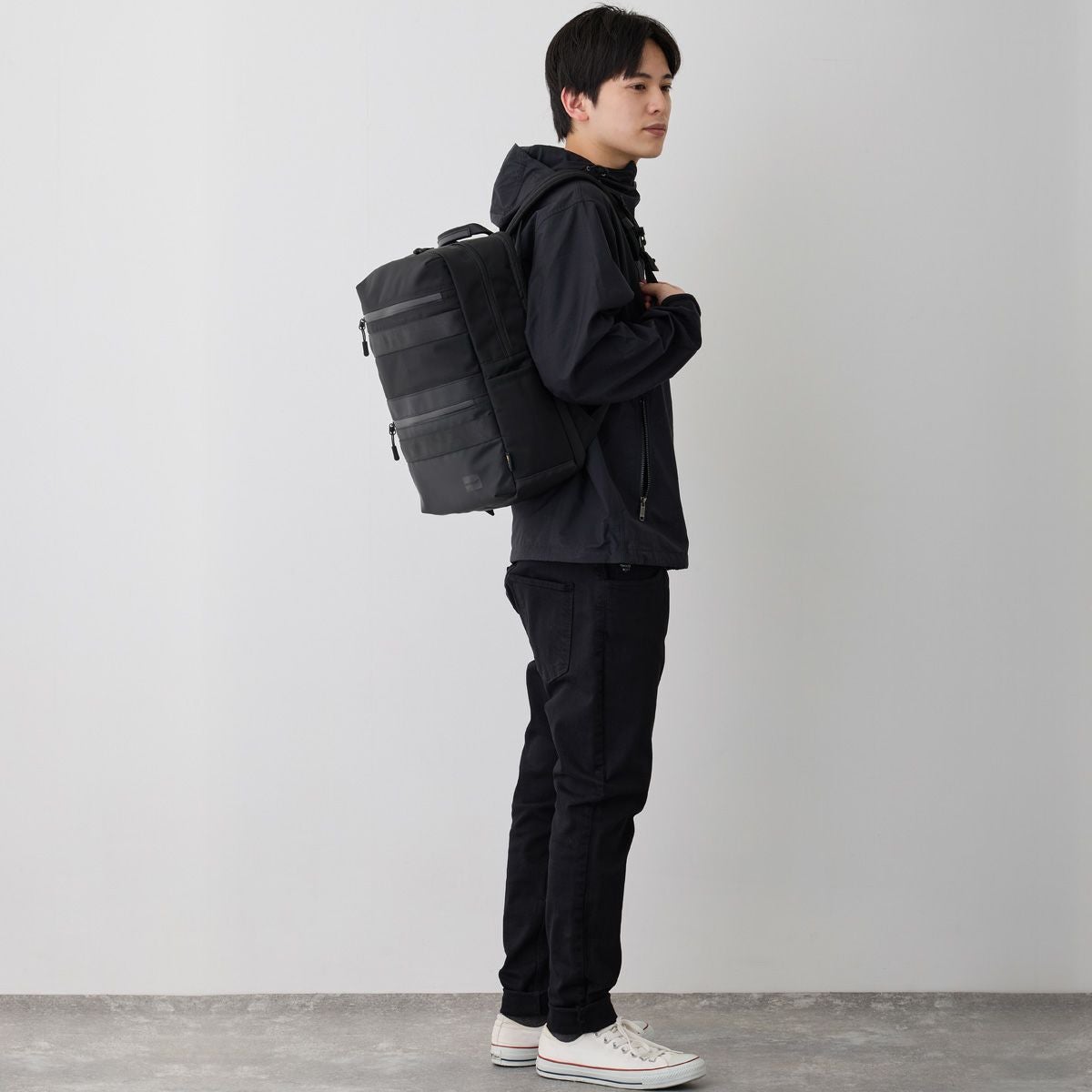 カジュアルなセットアップにマッチした公式限定仕様モデル