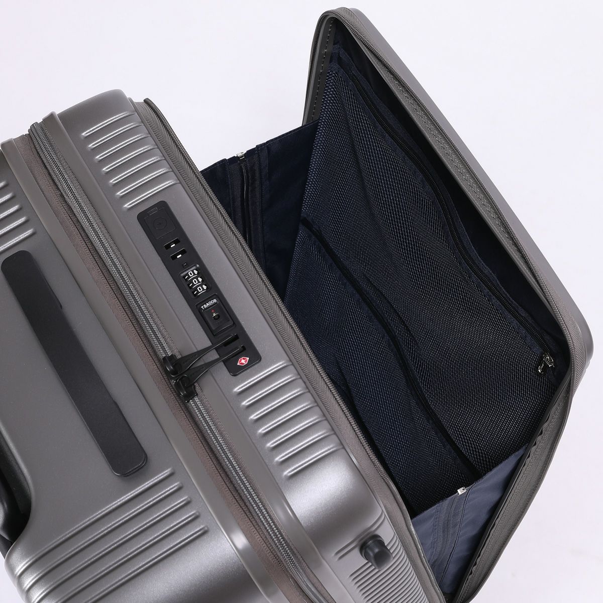 ユーロシティ2 フロントオープンファスナー72L