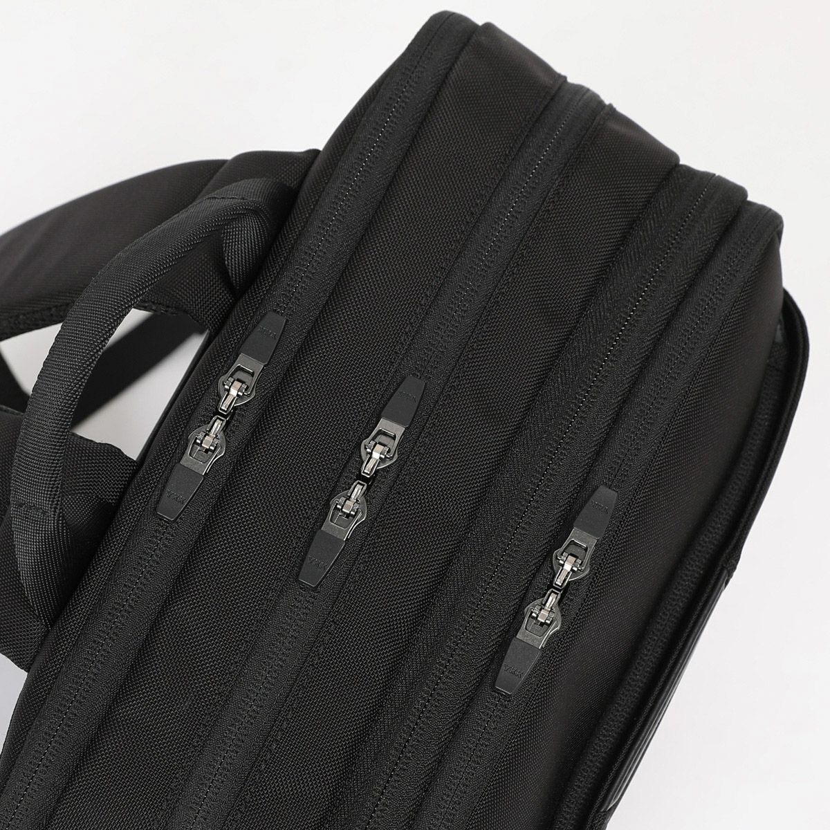 Dulite Flex 2層リュック42cエキスパンダブル