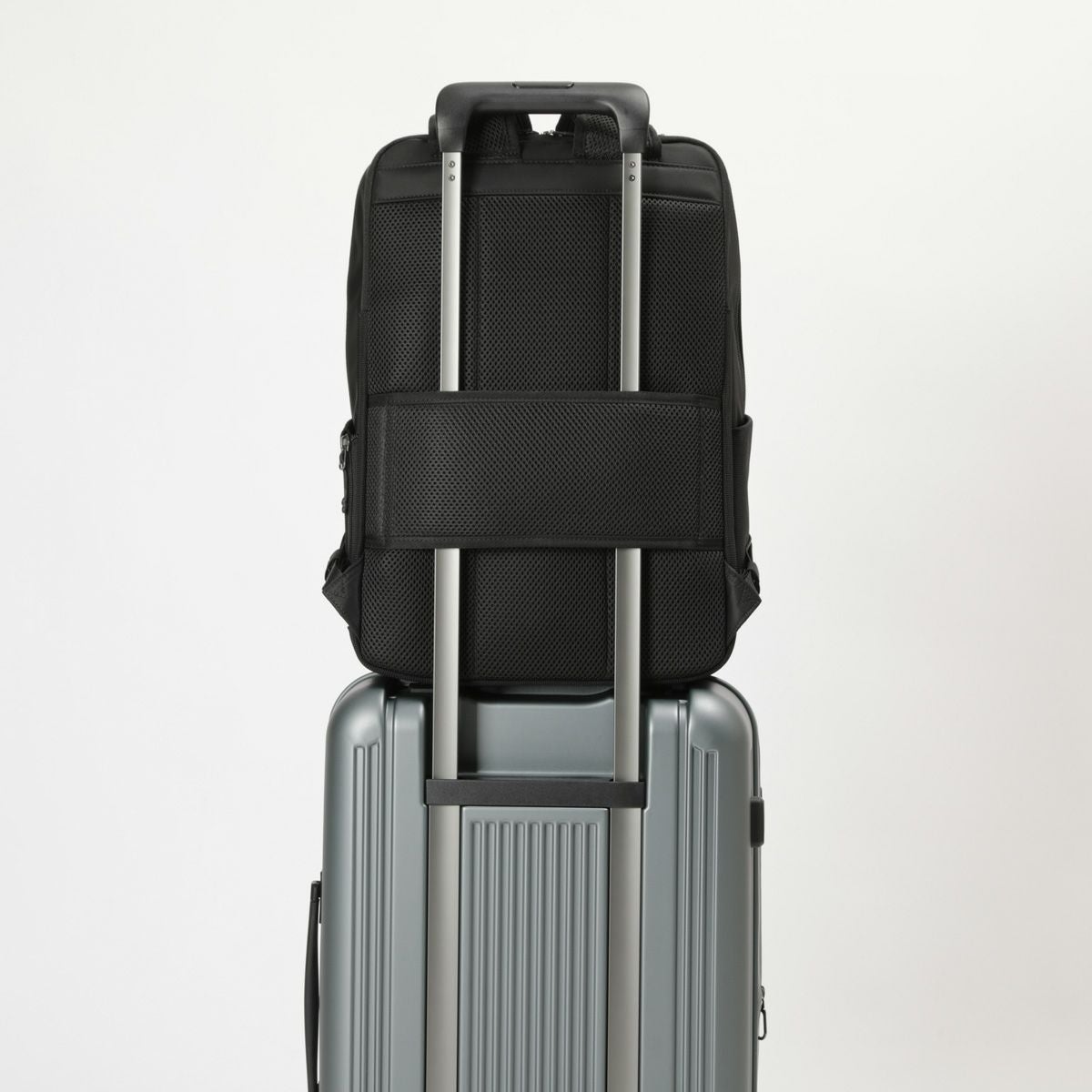 No.60555：フロントオープンファスナー37L 50cm | BERMAS OFFICIAL WEB