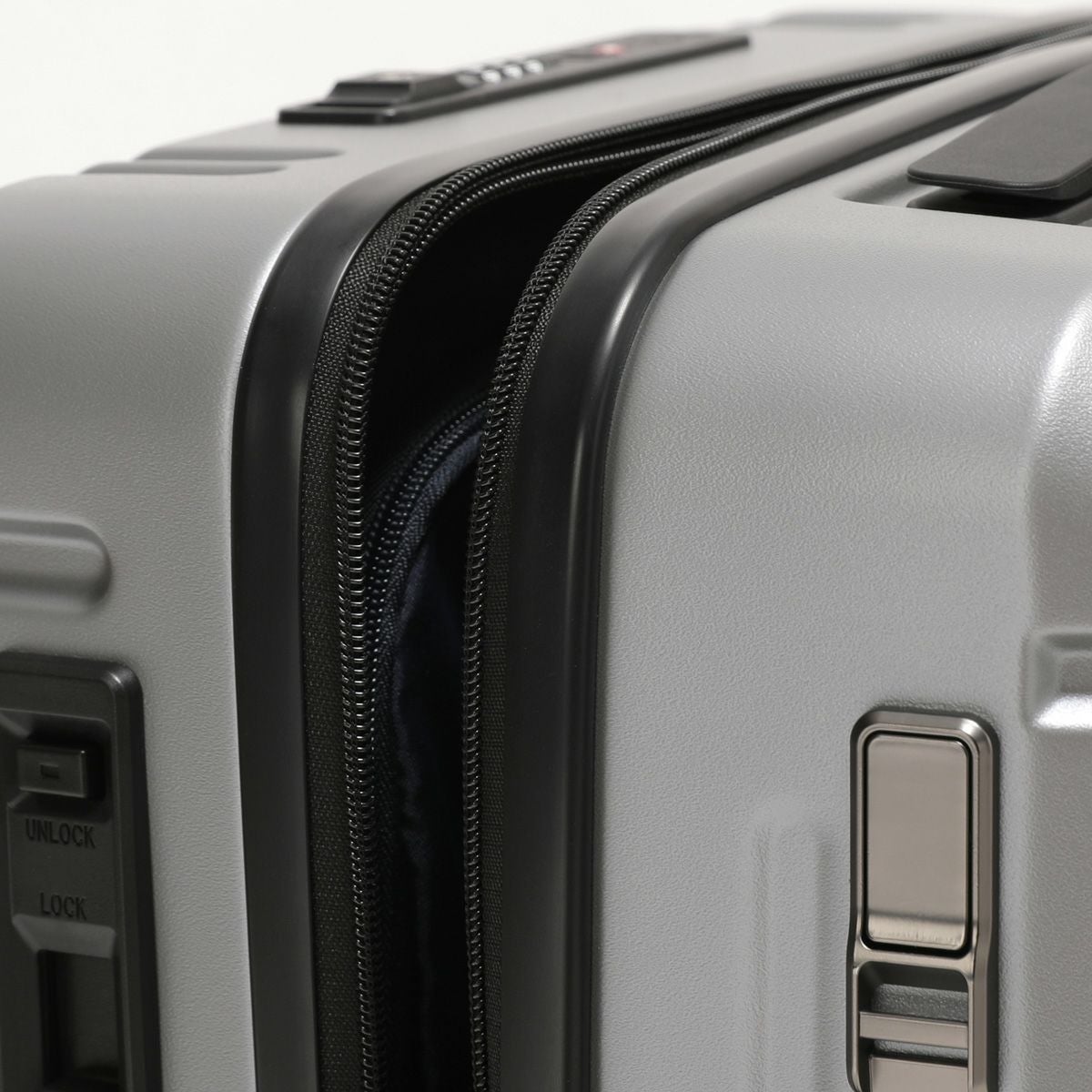 インターシティ2 プロ ワンタッチフロントオープン36L 48cm
