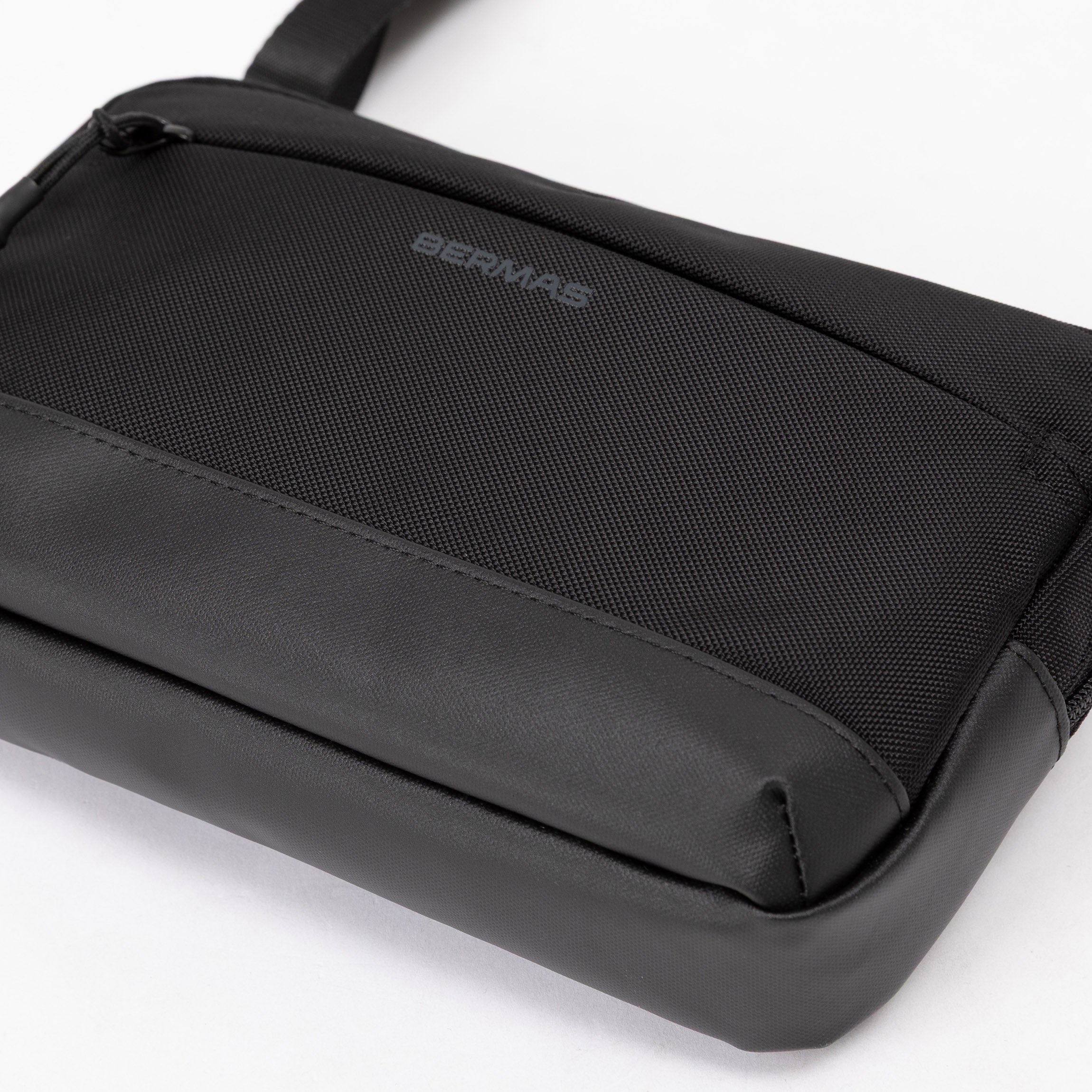 No.60676：横型ポーチ | BERMAS OFFICIAL WEB SHOP