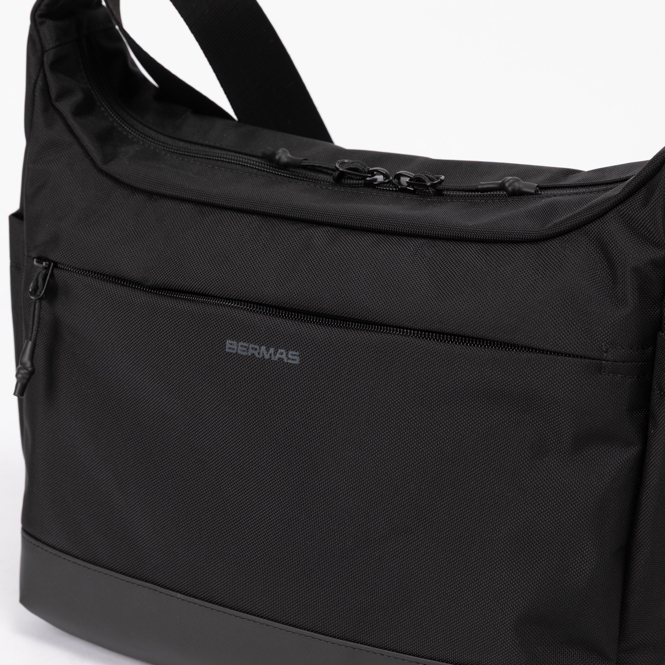 No.60679：舟型ショルダー | BERMAS OFFICIAL WEB SHOP