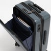 移動先でも荷物へアクセスしやすいフロントラゲージの開閉時